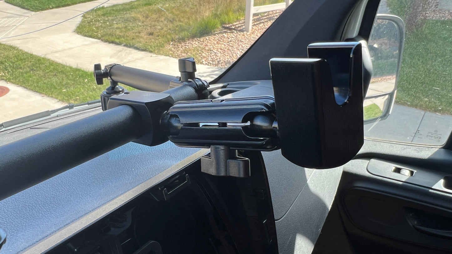 FLOW SERIES™ ACCESSORIES| RADIO HANDHELD DEVICE MOUNT | 20MM BALL