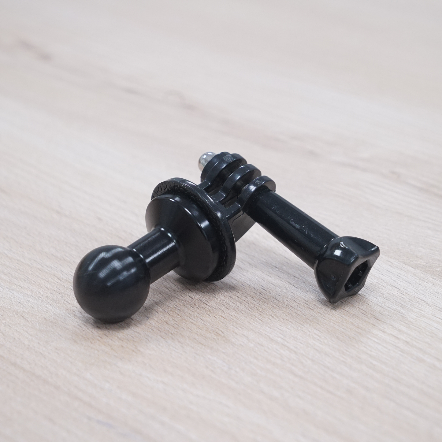 FLOW SERIES™ ACCESSORIES|ACTION CAMERA HOLDER TO 20MM BALL ADAPTER