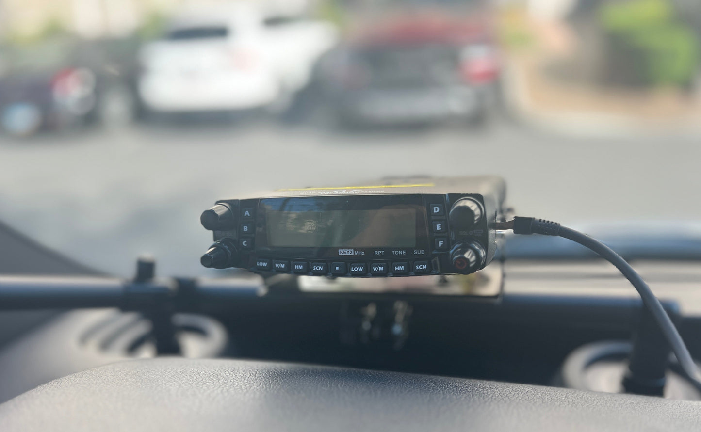 FLOW SERIES™ ACCESSORIES| RADIO MOUNT